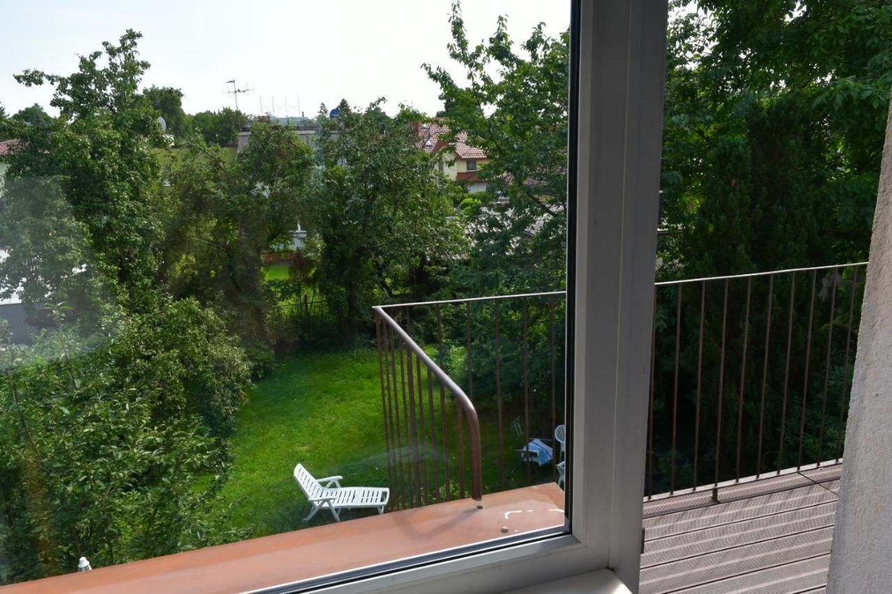 Przytulne Duze Mieszkanie W Domku Jednorodzinnym Koszalin Extérieur photo